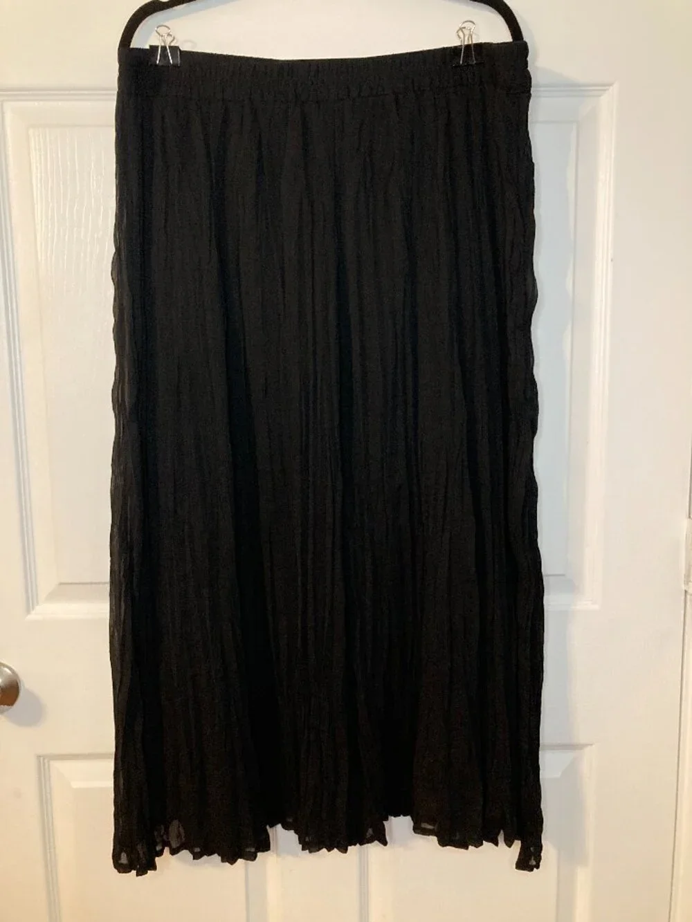 Roz & Ali Women's Black Crinkle Pleated Maxi Skirt - Size 2X